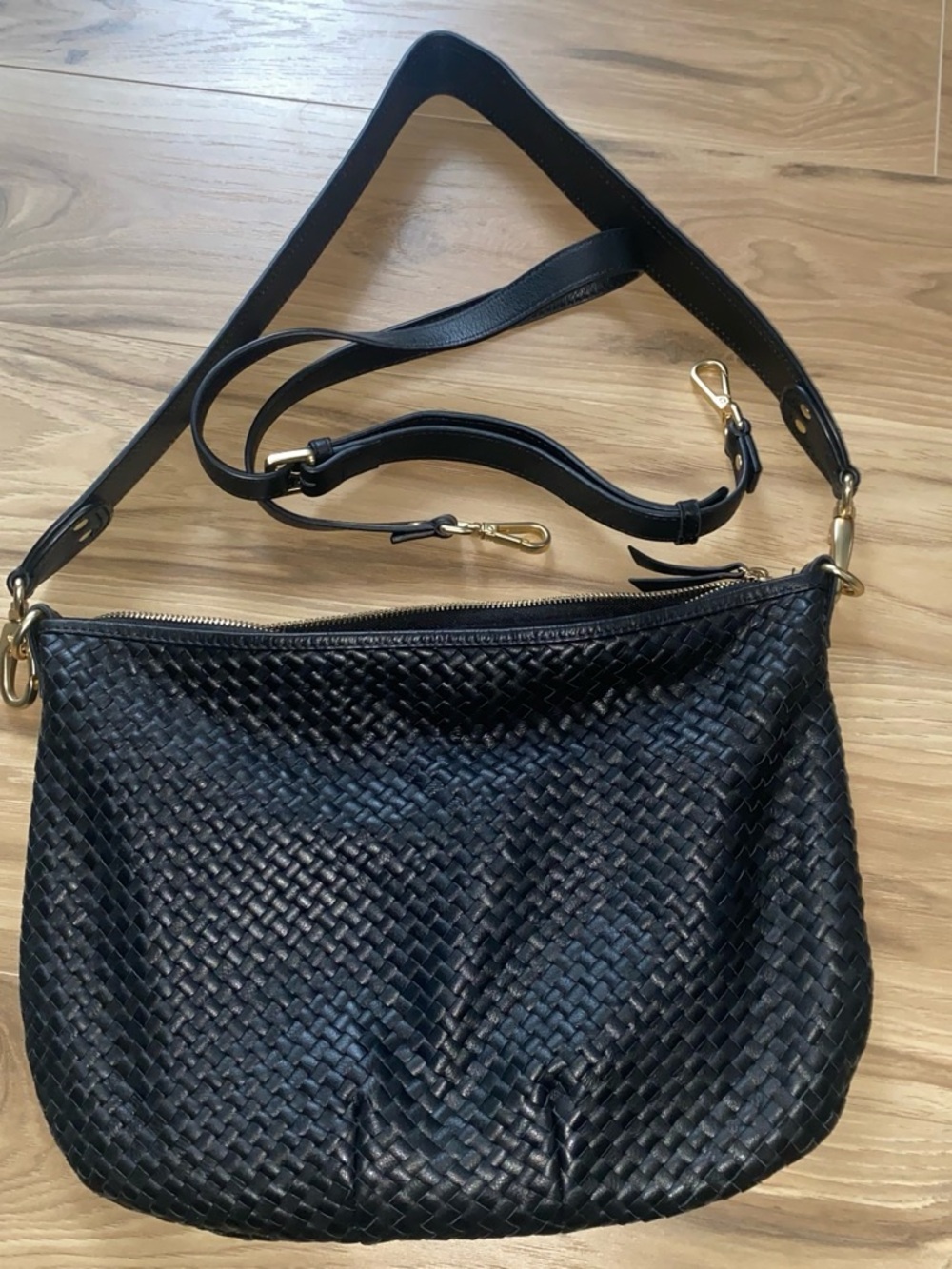 Quince Sloane Handwoven Shoulder Bag in Black with Gold Hardware - Picture 4 of 6